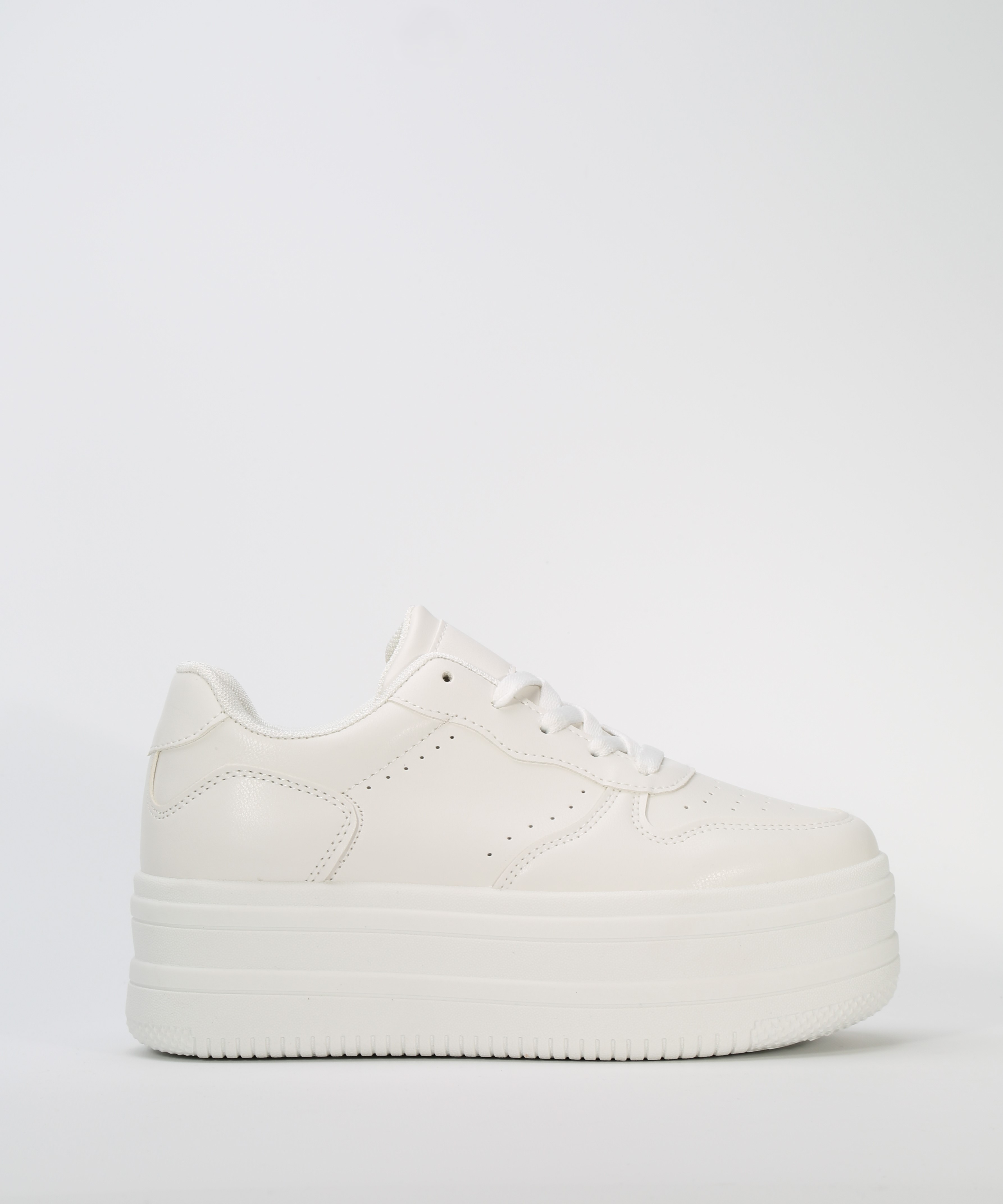 Sapatilha monocolor plataforma image number null